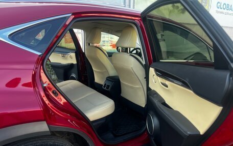 Lexus NX I, 2016 год, 3 175 000 рублей, 14 фотография