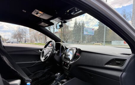 Hyundai Solaris II рестайлинг, 2021 год, 1 940 000 рублей, 7 фотография