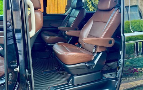 Hyundai Grand Starex Grand Starex I рестайлинг 2, 2018 год, 3 750 000 рублей, 23 фотография