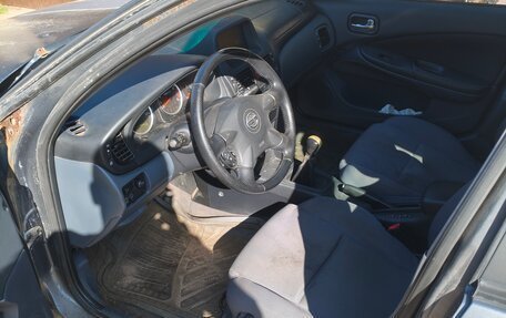 Nissan Almera, 2004 год, 200 000 рублей, 10 фотография
