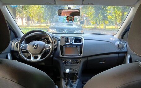 Renault Logan II, 2021 год, 1 100 000 рублей, 13 фотография