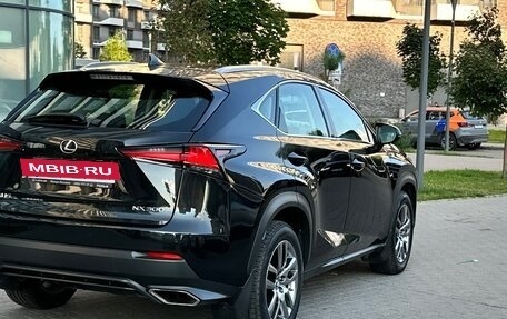 Lexus NX I, 2019 год, 3 250 000 рублей, 10 фотография