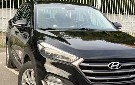 Hyundai Tucson III, 2015 год, 2 000 000 рублей, 3 фотография