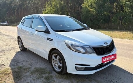 KIA Rio III рестайлинг, 2015 год, 820 000 рублей, 4 фотография