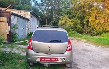 Renault Sandero I, 2011 год, 520 000 рублей, 2 фотография