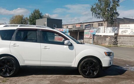 Mitsubishi Outlander III рестайлинг 3, 2010 год, 950 000 рублей, 9 фотография