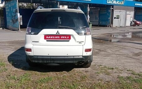 Mitsubishi Outlander III рестайлинг 3, 2010 год, 950 000 рублей, 14 фотография