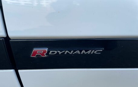 Land Rover Range Rover Evoque II, 2019 год, 3 999 000 рублей, 13 фотография