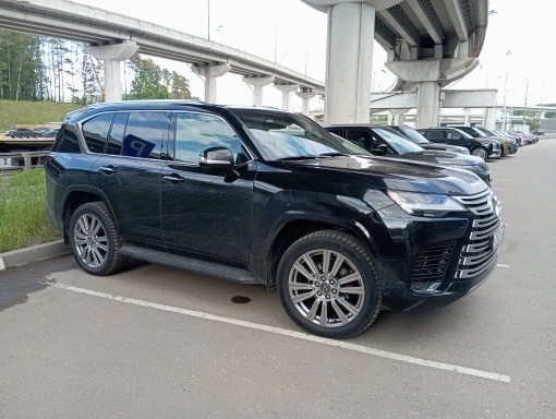 Lexus LX III рестайлинг 2, 2024 год, 19 100 000 рублей, 1 фотография