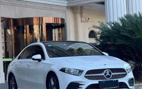 Mercedes-Benz A-Класс, 2021 год, 1 820 000 рублей, 1 фотография
