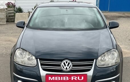 Volkswagen Jetta VI, 2008 год, 450 000 рублей, 2 фотография