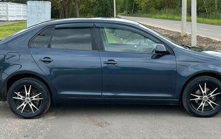Volkswagen Jetta VI, 2008 год, 450 000 рублей, 10 фотография