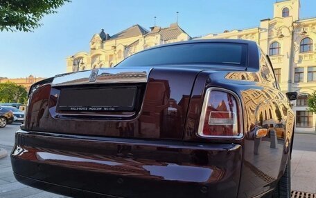 Rolls-Royce Phantom VII рестайлинг, 2003 год, 14 000 000 рублей, 3 фотография