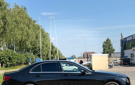 Mercedes-Benz E-Класс, 2017 год, 1 830 000 рублей, 5 фотография