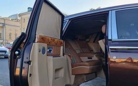 Rolls-Royce Phantom VII рестайлинг, 2003 год, 14 000 000 рублей, 6 фотография