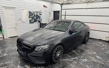 Mercedes-Benz E-Класс, 2019 год, 4 950 000 рублей, 4 фотография