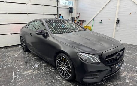 Mercedes-Benz E-Класс, 2019 год, 4 950 000 рублей, 2 фотография