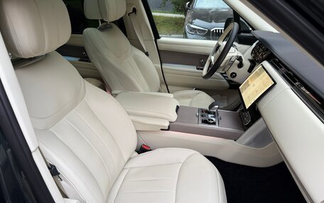 Land Rover Range Rover IV рестайлинг, 2022 год, 17 750 000 рублей, 17 фотография
