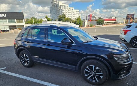 Volkswagen Tiguan II, 2019 год, 2 470 000 рублей, 7 фотография