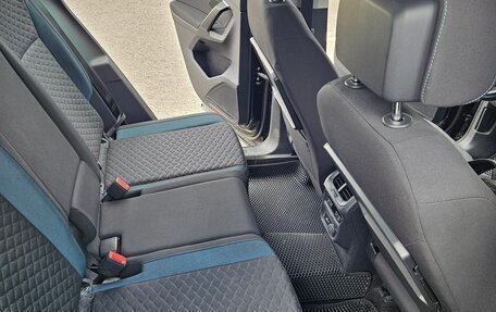 Volkswagen Tiguan II, 2019 год, 2 470 000 рублей, 11 фотография
