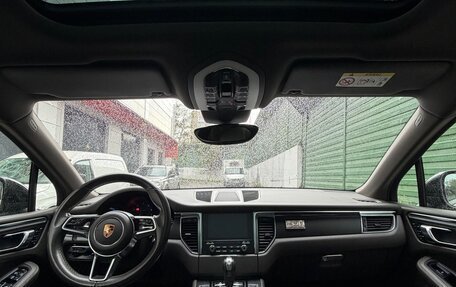 Porsche Macan I рестайлинг, 2018 год, 3 950 000 рублей, 21 фотография