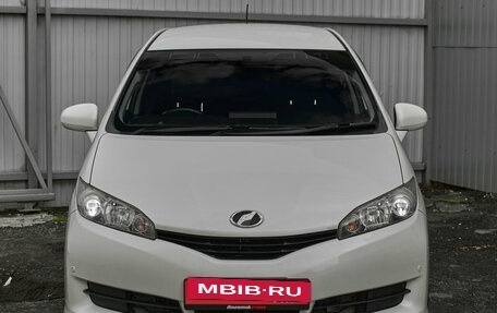 Toyota Wish II, 2011 год, 1 375 000 рублей, 2 фотография