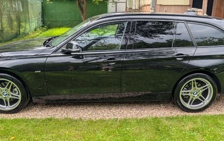BMW 3 серия, 2017 год, 1 650 000 рублей, 11 фотография
