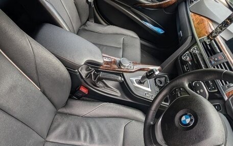 BMW 3 серия, 2017 год, 1 650 000 рублей, 15 фотография