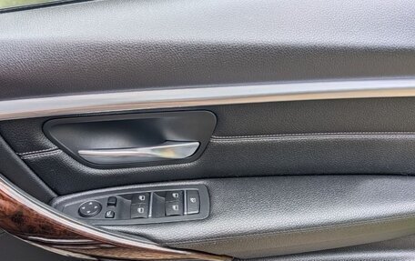 BMW 3 серия, 2017 год, 1 650 000 рублей, 23 фотография