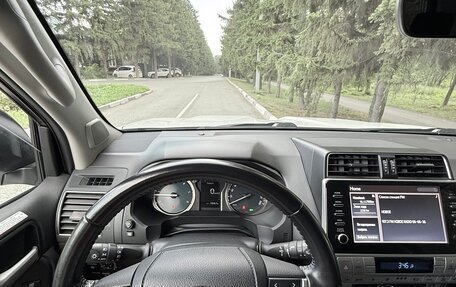 Toyota Land Cruiser Prado 150 рестайлинг 2, 2022 год, 7 350 000 рублей, 2 фотография