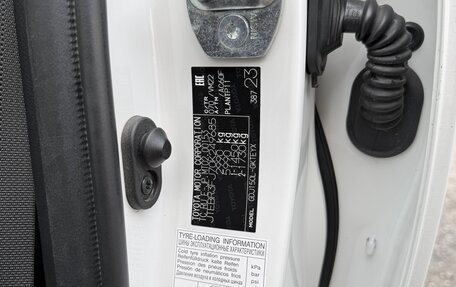 Toyota Land Cruiser Prado 150 рестайлинг 2, 2022 год, 7 350 000 рублей, 17 фотография