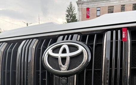 Toyota Land Cruiser Prado 150 рестайлинг 2, 2022 год, 7 350 000 рублей, 15 фотография