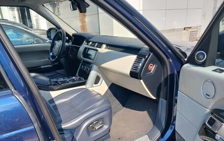 Land Rover Range Rover IV рестайлинг, 2013 год, 2 400 000 рублей, 1 фотография