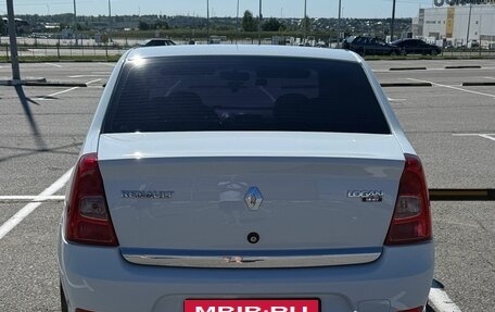 Renault Logan I, 2013 год, 735 000 рублей, 2 фотография