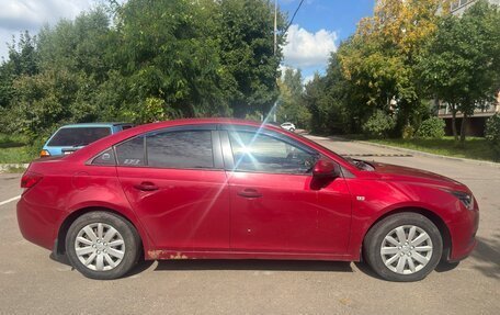 Chevrolet Cruze II, 2009 год, 600 000 рублей, 3 фотография
