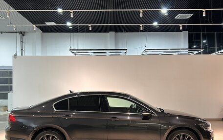 Volkswagen Passat B8 рестайлинг, 2021 год, 3 890 000 рублей, 4 фотография
