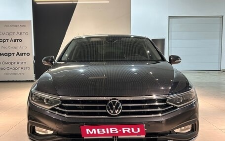 Volkswagen Passat B8 рестайлинг, 2021 год, 3 890 000 рублей, 2 фотография