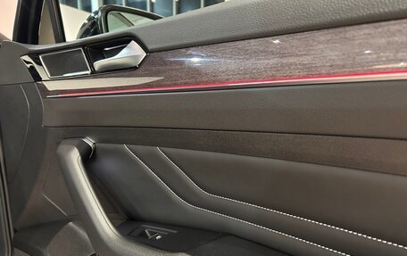 Volkswagen Passat B8 рестайлинг, 2021 год, 3 890 000 рублей, 16 фотография