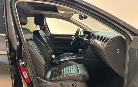 Volkswagen Passat B8 рестайлинг, 2021 год, 3 890 000 рублей, 15 фотография