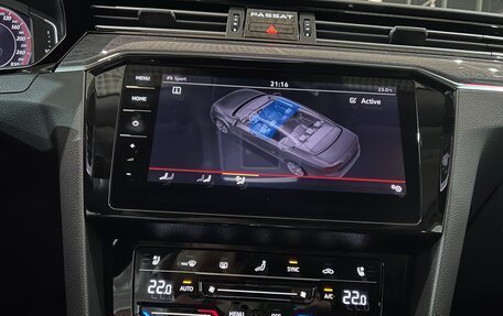 Volkswagen Passat B8 рестайлинг, 2021 год, 3 890 000 рублей, 34 фотография