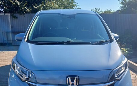 Honda Freed II, 2020 год, 1 750 000 рублей, 1 фотография