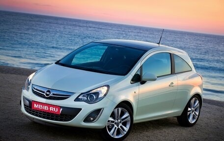 Opel Corsa D, 2013 год, 960 000 рублей, 1 фотография