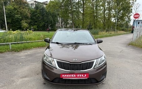 KIA Rio III рестайлинг, 2014 год, 599 000 рублей, 2 фотография