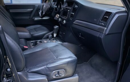 Mitsubishi Pajero IV, 2012 год, 2 750 000 рублей, 3 фотография