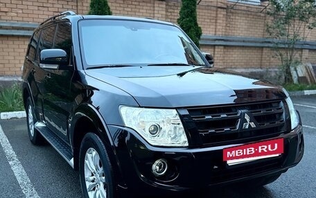 Mitsubishi Pajero IV, 2012 год, 2 750 000 рублей, 2 фотография