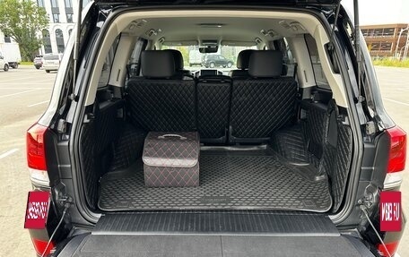 Toyota Land Cruiser 200, 2018 год, 5 800 000 рублей, 2 фотография
