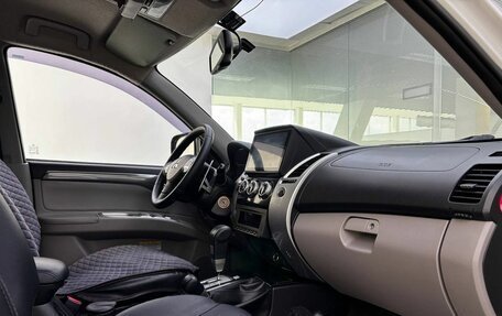 Mitsubishi Pajero Sport II рестайлинг, 2014 год, 2 319 000 рублей, 13 фотография