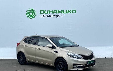 KIA Rio III рестайлинг, 2015 год, 920 000 рублей, 3 фотография
