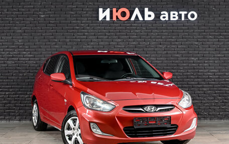 Hyundai Solaris II рестайлинг, 2011 год, 600 000 рублей, 3 фотография