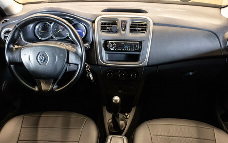 Renault Logan II, 2015 год, 600 000 рублей, 5 фотография